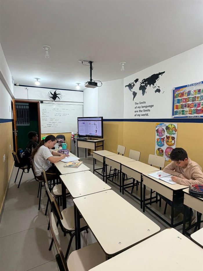 Sala de aula da Advanced English